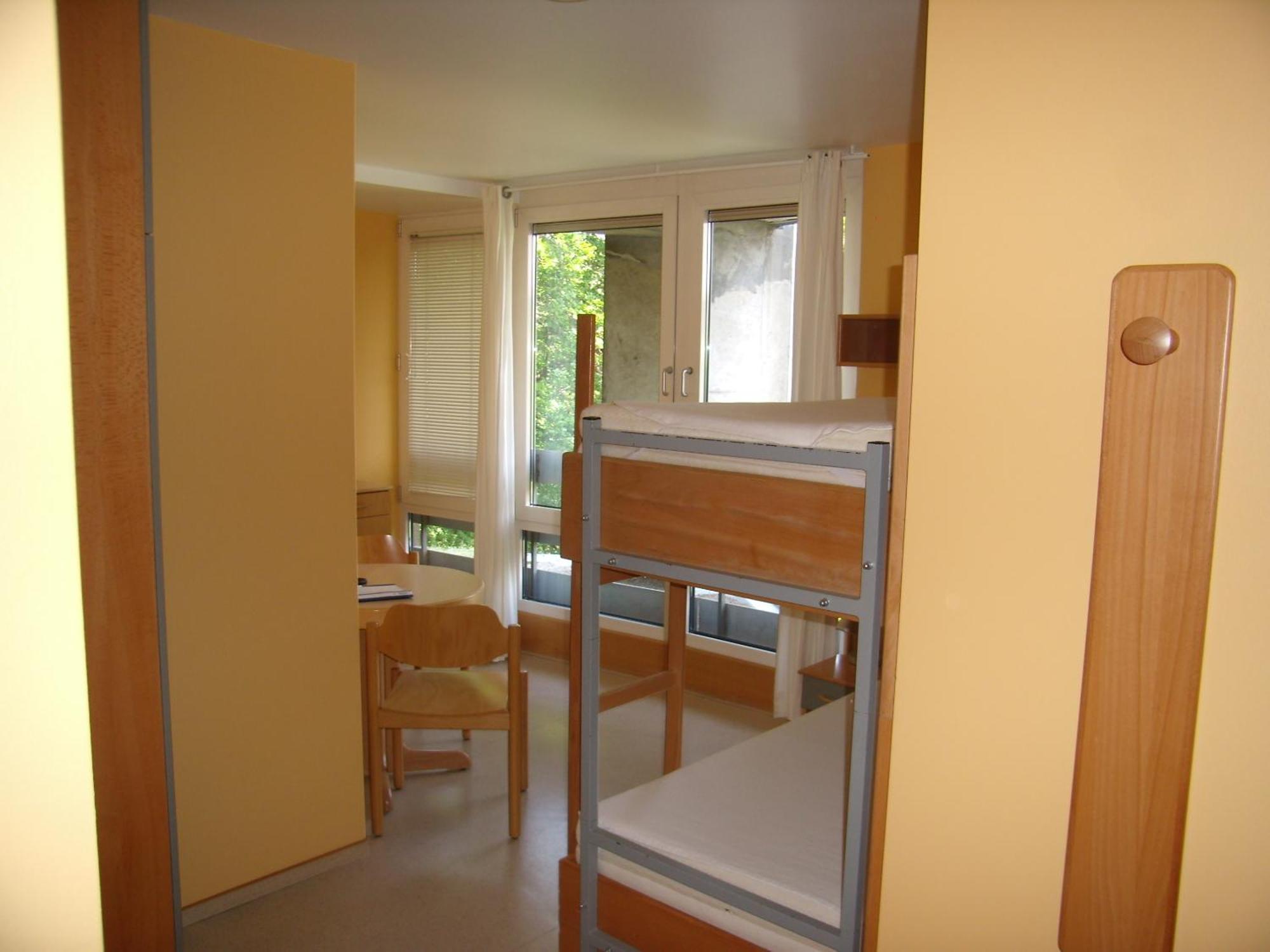 Zweibettzimmer mit Gemeinschaftsbad